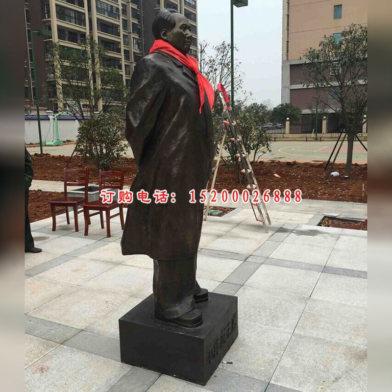 湘潭市消防支队--毛主席铜雕塑 (3)