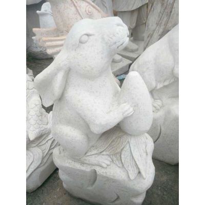 小白兔石雕，公园石雕动物 