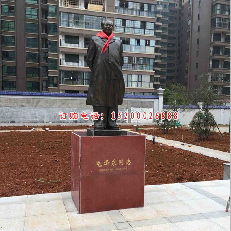 湘潭市消防支队--毛主席铜雕塑 (1)