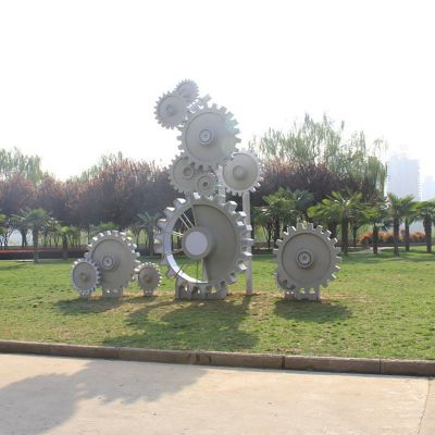 不锈钢齿轮雕塑 (1)