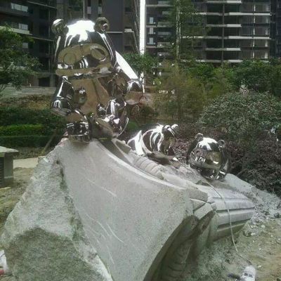 不锈钢熊猫雕塑 (1)