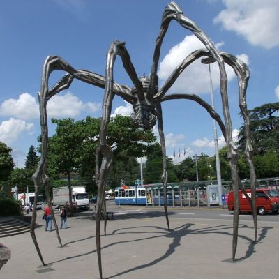 不锈钢蜘蛛雕塑 (1)