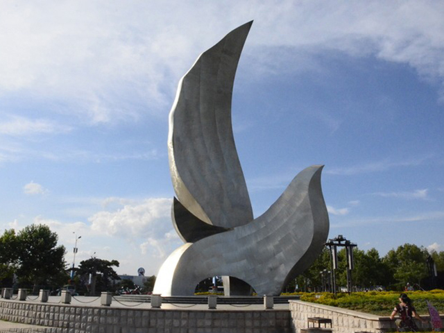 大型抽象和平鸽雕塑 广场不锈钢雕塑_wps图片_wps图片