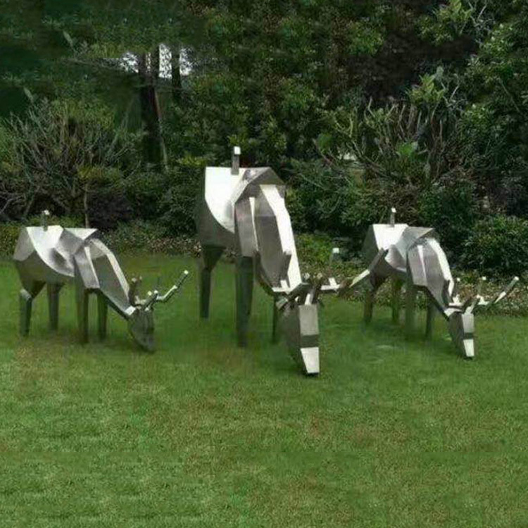 不锈钢创意动物鹿雕塑