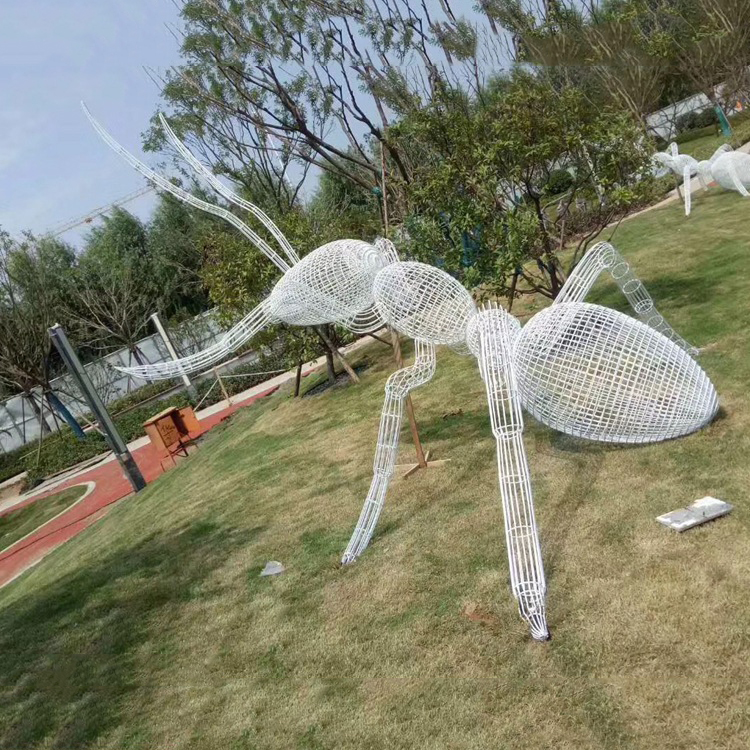 不锈钢动物蚂蚁雕塑   